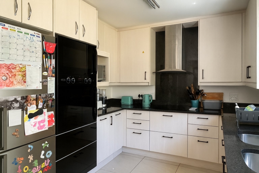 4 Bedroom Property for Sale in Higgovale Western Cape